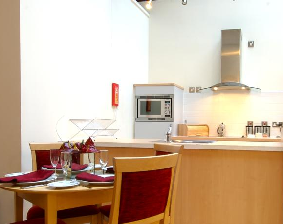 The Place Serviced Apartments Manchester Kitchen