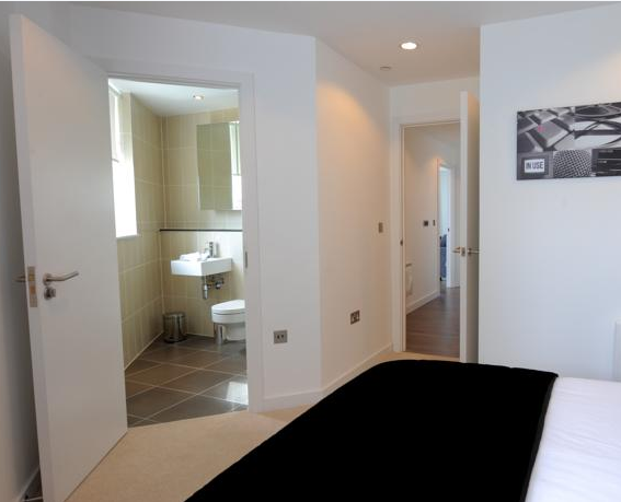 The Heart Apartments Salford Quays En-Suite